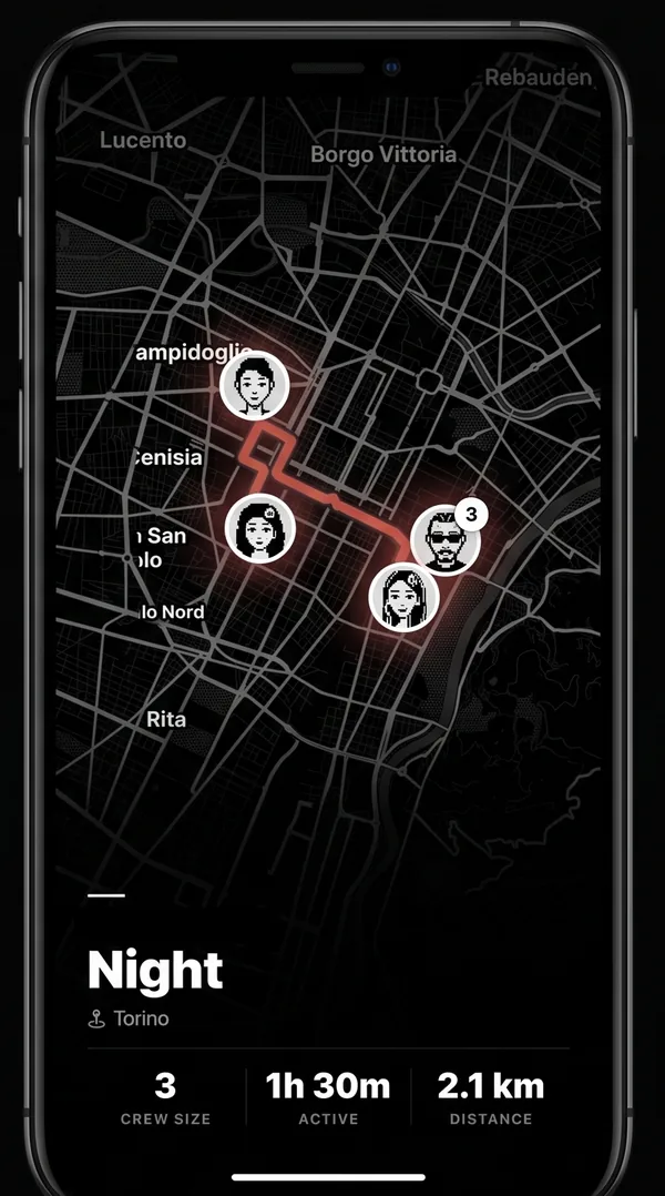 Una serata in crew su Nox: i personaggi pixel di tre amici su una mappa scura di Torino, uniti da un percorso rosso luminoso. 3 persone, 1h 30m di attività, 2,1 km.